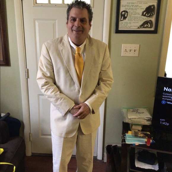 Men’s suit